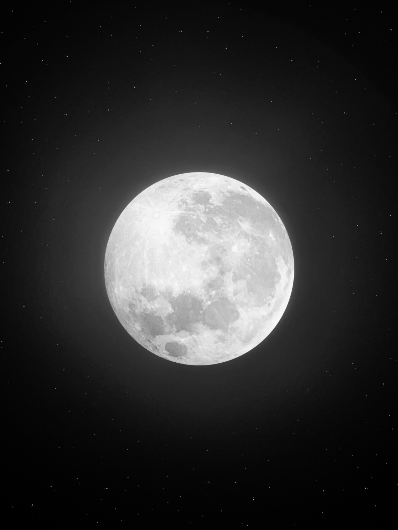October 2024 Supermoon. Equipment: Celestron Astromaster LT 76AZ 