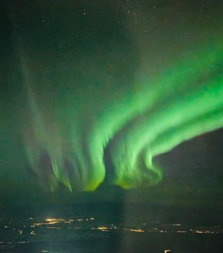 Plane Aurora(1)