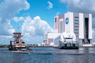 Romans Arrival At Kennedy Space Center 55395462921 O Small (1)